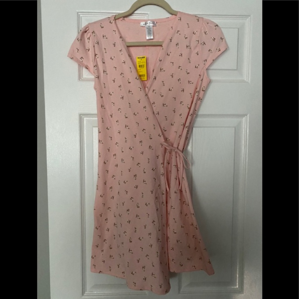 White Fawn for Tilly’s Floral Wrap Dress